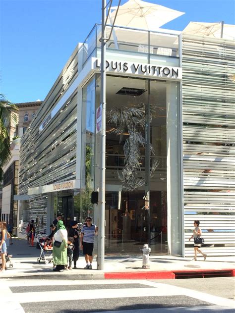 louis vuitton in beverly hills